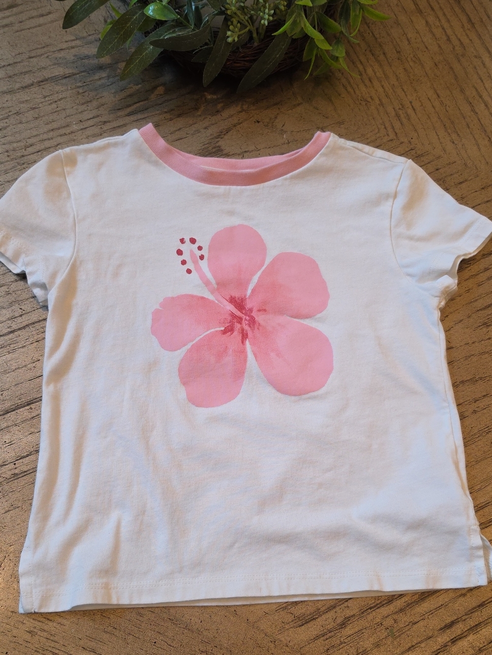 Girls White Tee with Pink Floral Print Size 6-7 Bixby Nomad